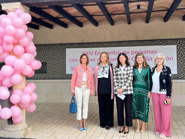 Encuentro de Personas con Cáncer de Mama. / JCYL