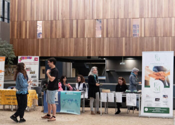 Feria del Voluntariado en el Campus María Zambrano de Segovia. / UVA