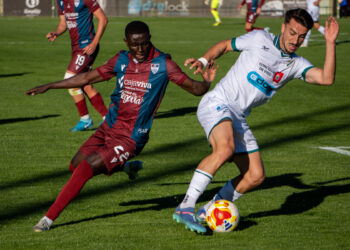 Gimnástica Segoviana VS Coruxo FC - Héctor Criado