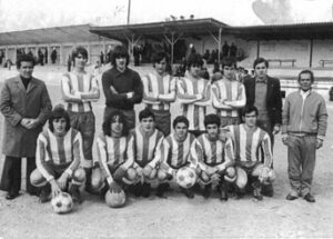 Equipo juvenil en 1977.