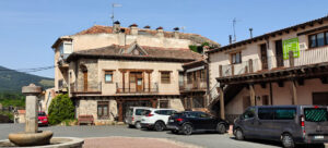 Navafría cuenta actualmente con unos 280 habitantes.