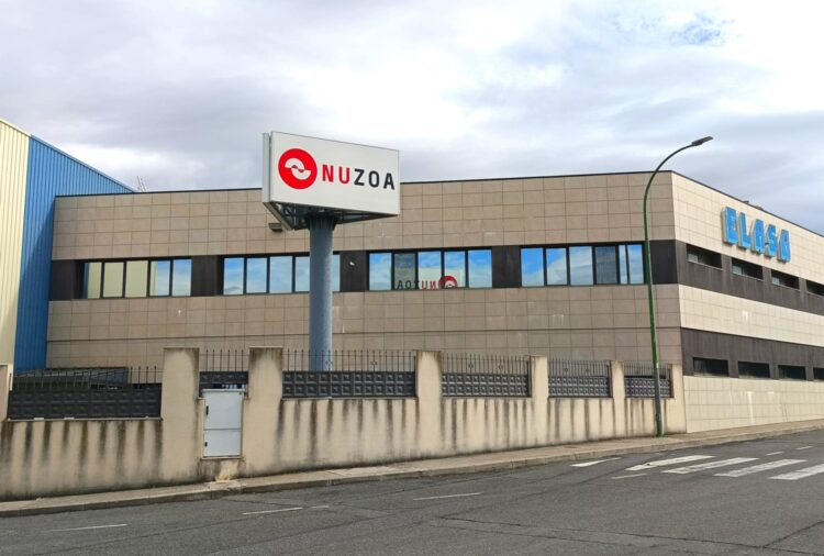 Nozua tiene su almacen central en el polígono 'Nicomedes García'./ A. G.