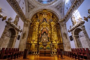 Presbiterio de la capilla del Santísimo.
