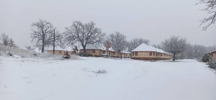 Cabañas del albergue y granja escuela ubicado en San Ildefonso.