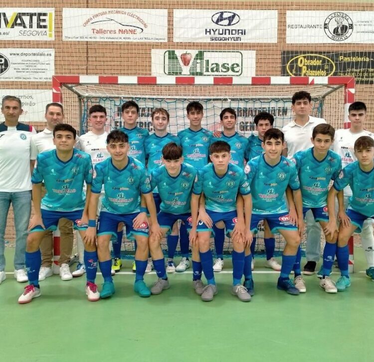 El juvenil del San Cristóbal rescata un empate ante el Valladolid Sport Sala A 1 El juvenil del San Cristóbal en un partido del curso pasado./CD SAN CRISTÓBAL