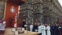 San Juan Pablo II en su visita a Segovia en 1982.