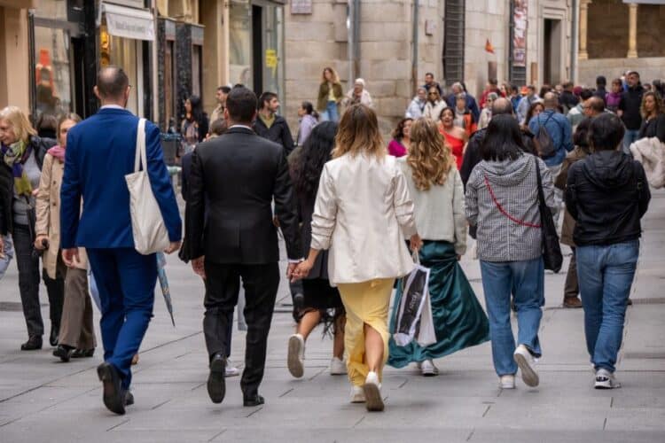 El comercio tradicional de la calle Real da un giro y se orienta hacia el turismo 1 La calle Real es el principal eje comercial, turístico y patrimonial de la ciudad de Segovia. / HÉCTOR CRIADO