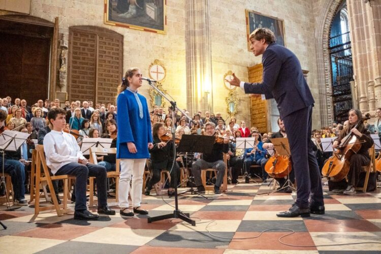 La lluvia no consigue deslucir los actos en la celebración del día de San Frutos 1 Foto: Héctor Criado.