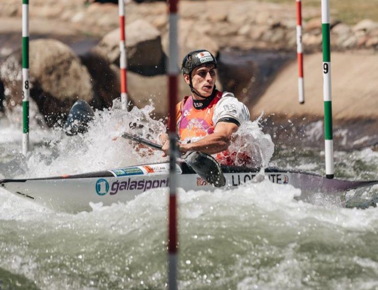 Jornada discreta para David Llorente en el Mundial de Slalom 1 David Llorente durante un ejercicio. /RFEP