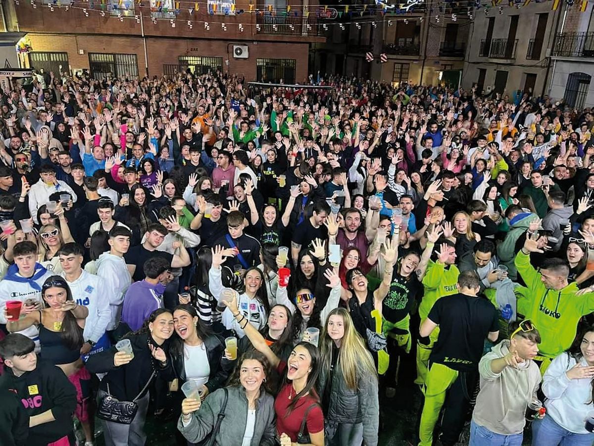 La Virgen del Rosario convoca en Fuenterrebollo 2 gente 2