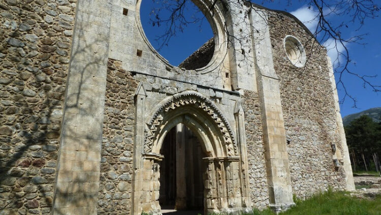 Foto de archivo. Monasterio de Santa María de la Sierra / AYTO. DE COLLADO HERMOSO