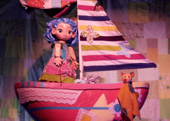 Espectáculo de Titirimundi 'Vamos al teatro - Trapito Viajero'.