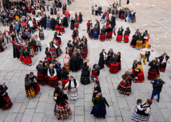 I Concentración Traje Regional en Martín Muñoz de las Posadas / E.A.