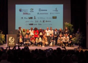 Foto de familia de los premiados en la pasada edición de la Gala del Deporte. / HÉCTOR CRIADO