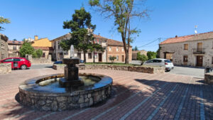 El censo de Torrecaballeros registra a cerca de 1500 personas.