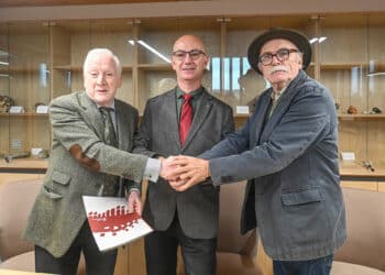 Antonio Méndez Pozo, José Miguel García y Eudald Carbonell. / Ricardo Ordóñez