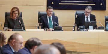 El Consejero de Economía presenta el proyecto de presupuestos con respecto a su departamento. / Rubén Cacho