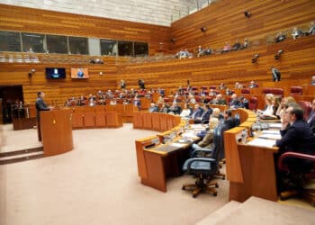 Intervención del Presidente de la Junta durante el Debate de enmiendas a la totalidad a los PGC de 2026. / Leticia Pérez