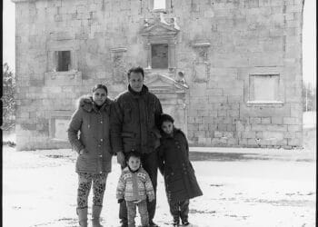 Su proyecto “Menos de treinta” alude al número de vecinos de los pueblos que inmortaliza.