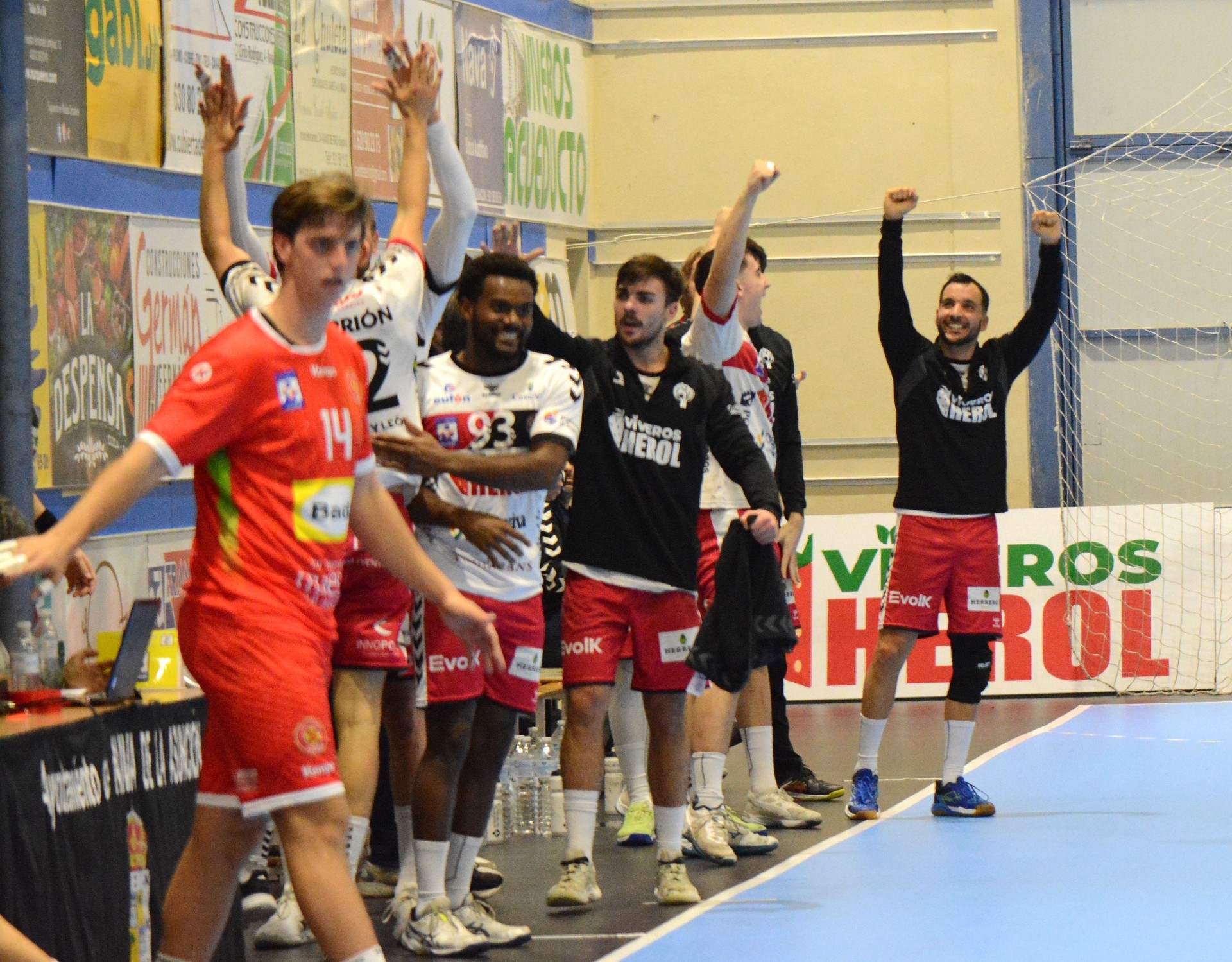 El BM Nava acaba con su crisis (41-33) 5 26 4w