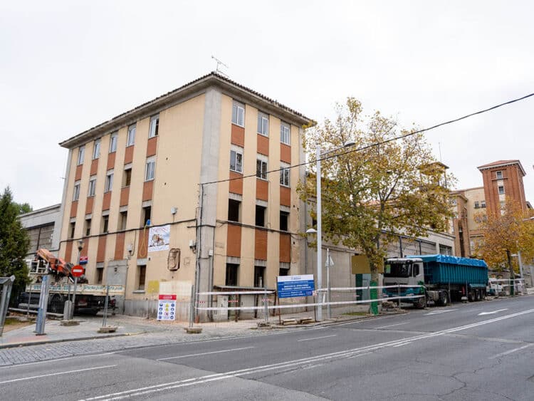 Antiguo Parque de Bomberos, en la avenida Padre Claret. / Héctor Criado