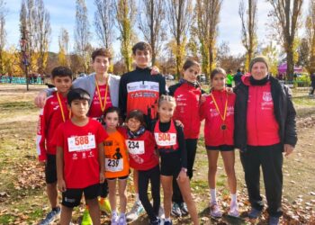 Atletas del CAS y Venta Magullo en Ávila./CAS