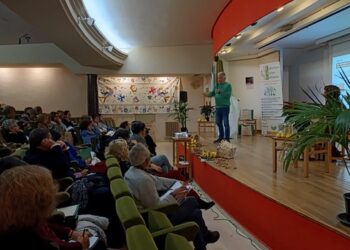 Encuentro sobre envejecimiento activo y cuidados en el medio rural / CODINSE