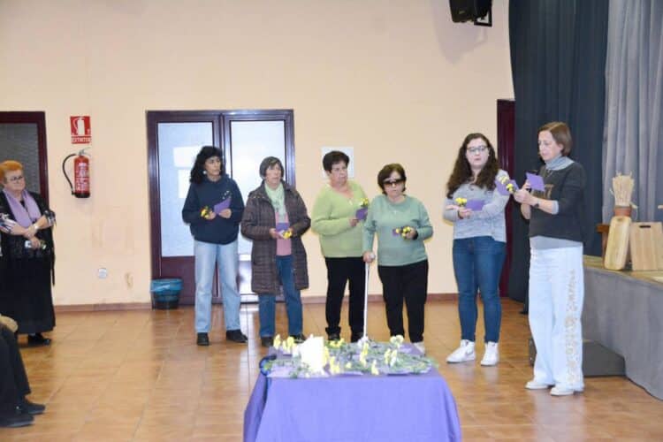 Durante el acto se nombró a las 38 víctimas de la violencia de género.