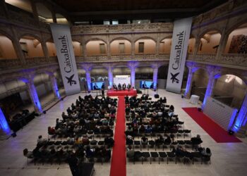 Más de 200 personas asisten al encuentro para abordar la inversión como factor que aúna rentabilidad y propósito social.