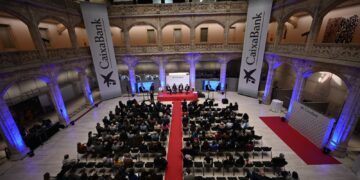 Más de 200 personas asisten al encuentro para abordar la inversión como factor que aúna rentabilidad y propósito social.