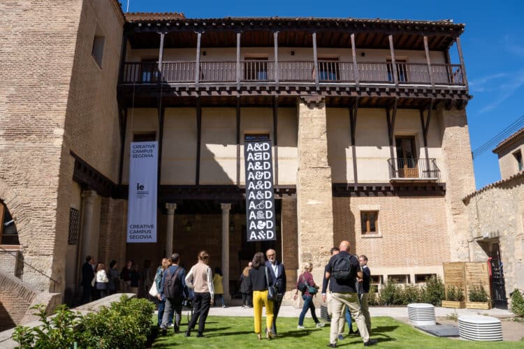 Presentación del Campus Creativo en la IE University el pasado mes de septiembre.. / El Adelantado