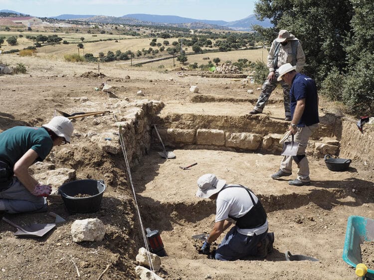 Yacimiento arqueológico del Cerro de los Almadenes, en Otero de Herreros. / KAMARERO