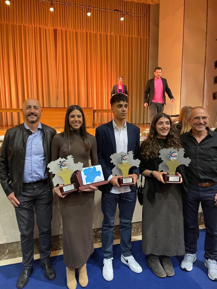 Atletas del club segoviano en la XXIX Gala de Castilla y León./SPORTING SEGOVIA