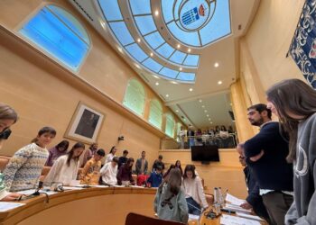 Los escolares, en el salón de Plenos. / Ayuntamiento