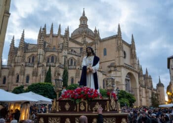 Procesión de Nuestro Padre Jesús Cautivo - Héctor Criado