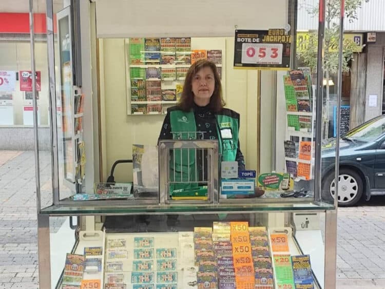 Quiosco de la ONCE, de Montserrat Llorente