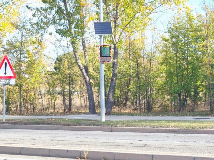 Nuevo radar pedagógico en la avenida Juan de Borbón 1 Radar pedagógico en la avenida Juan de Borbón. / AYUNTAMIENTO DE SEGOVIA