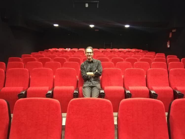 Sergio Artero en la sala Los Ángeles.