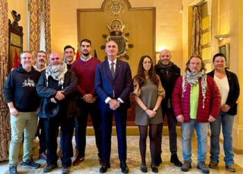 Toma de posesión de ocho oficiales de jardinería. / AYUNTAMIENTO DE SEGOVIA