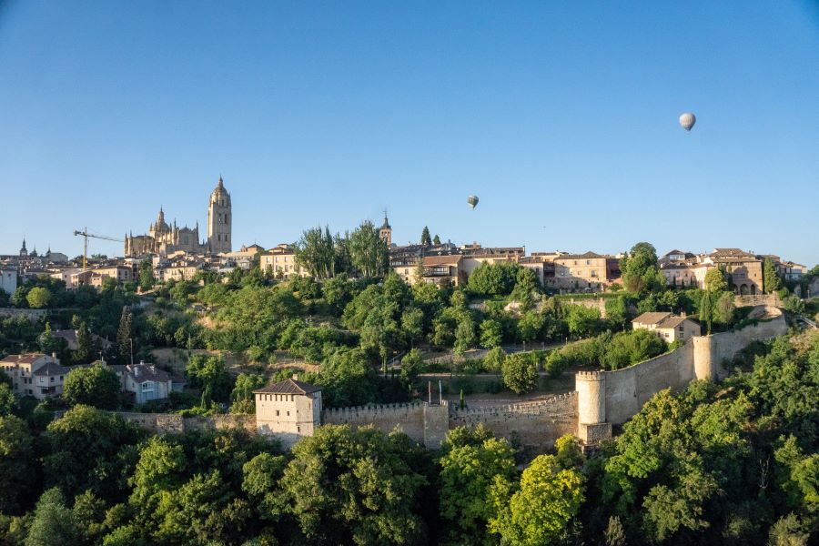 El Consistorio de Segovia tiene seis semanas para acabar siete obras con fondos europeos 5 Recinto amurallado de Segovia. H.C.