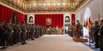 Firma del teniente general Campo Loarte en el Libro de Honor.