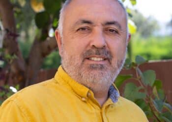 Óscar María Barreno, autor de la novela juvenil ‘Tigre, el reloj despertador’.