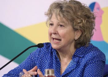 La productora segoviana Esther García recogerá este viernes en el Teatro Arriaga de Bilbao el Mikeldi de Honor en la clausura del 67 Zinebi. / ICAL