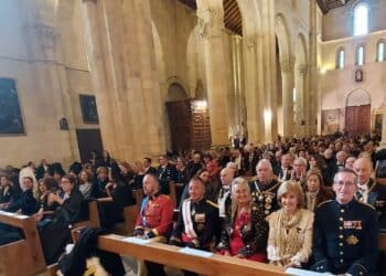 Acto de investidura en la Iglesia de San Millán. EMILIO MONTERO