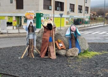 Decoración navideña en el municipio en una fotografía de archivo / E.A.