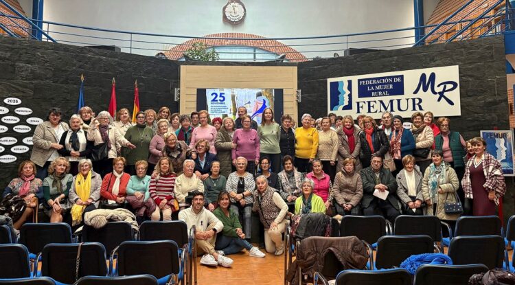 FEMUR pide redoblar los esfuerzos contra la violencia de género en el medio rural 1 Conmemoración del Día Internacional contra la Violencia de Género / FEMUR