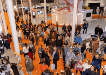 Asistentes a la edición 2024 de las ferias/INTUR