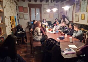 Los participantes en la jornada asistieron a un taller de radio / A.C. ‘EL CORRALÓN’