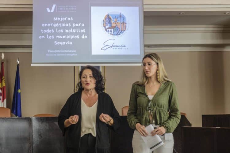 Pilar Martín y Paula Jimeno en la presentación/DIPUTACIÓN DE SEGOVIA