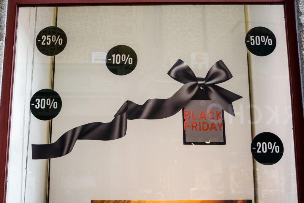 “El Black Friday es cada vez más relevante para el comercio segoviano”, asegura Alberto García. / H.C.